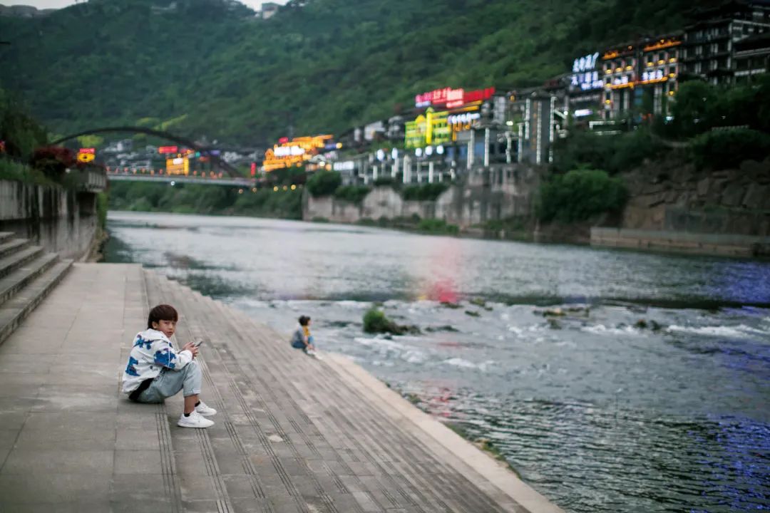 酒的个人名片图片,茅台镇酒老板名单
