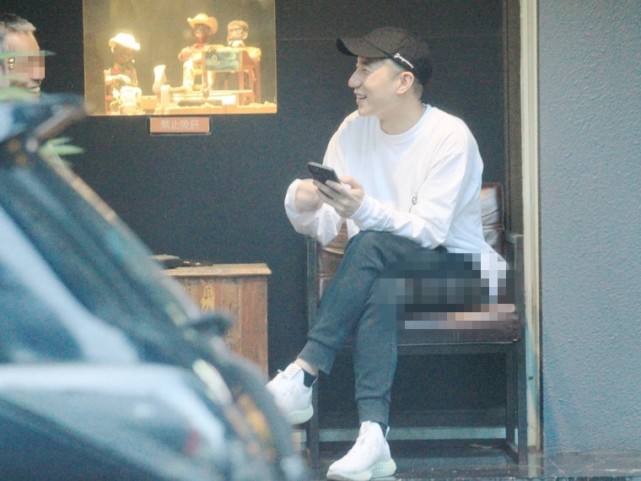 38岁的房祖名拍戏欲复出,房祖名18岁照片