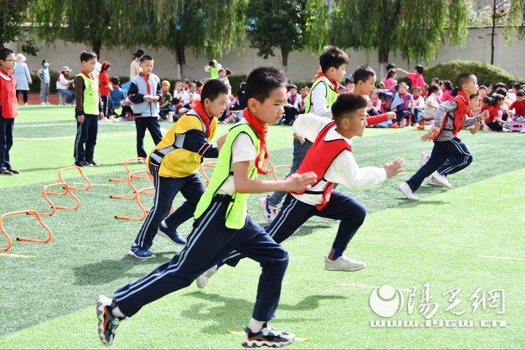 浐灞第二十小2024运动会开幕式,浐灞18小学运动会开幕式