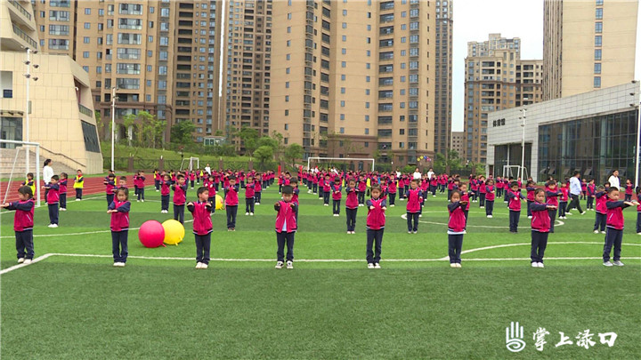 障碍跑大课间,障碍跑小学体育课