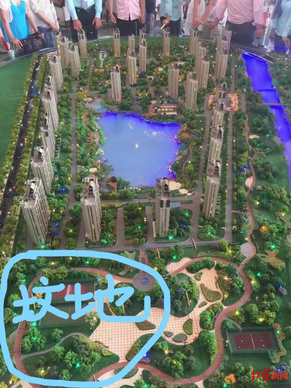 河北廊坊现坟,坟景房廊坊