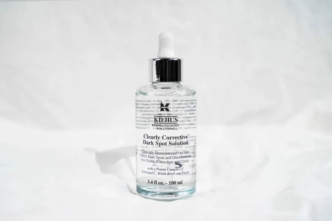 科颜氏淡斑小白瓶和小灯泡哪个好,科颜氏提亮美白