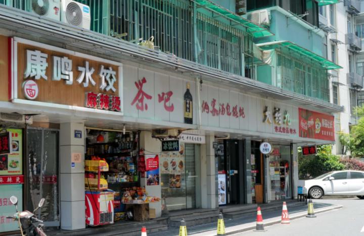 武林商圈“后街”：杭州年轻人的“中央漫步街区”！几百米长小路上，藏着无数宝藏文艺小店