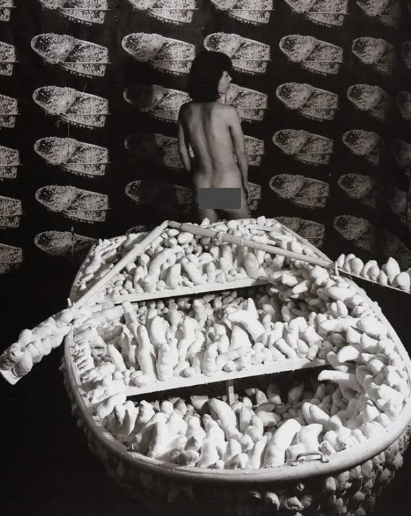 草间弥生本人,草间弥生个人简介