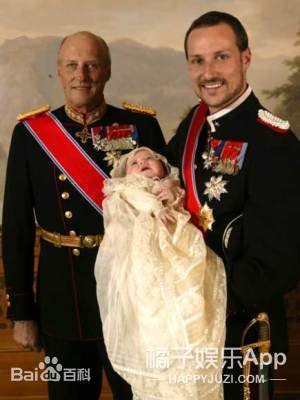 还记得要继承王位的公主们吗？太胖被嘲笑，放弃千万年薪？