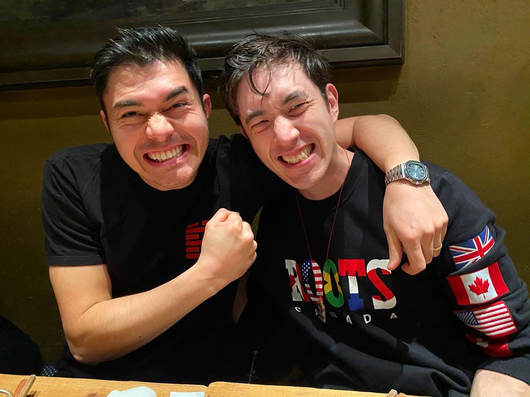 首次露脸的“蛇眼”亨利·戈尔丁专访:我们可能是日本*锁封**前最后一个拍摄完毕的剧组