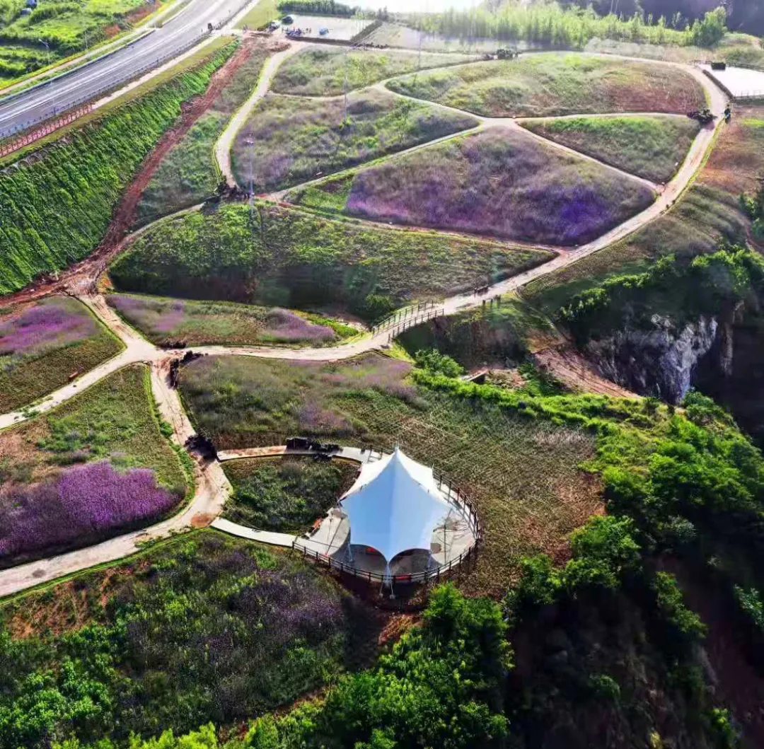 蓬莱的绿色大海,蓬莱的海滨路