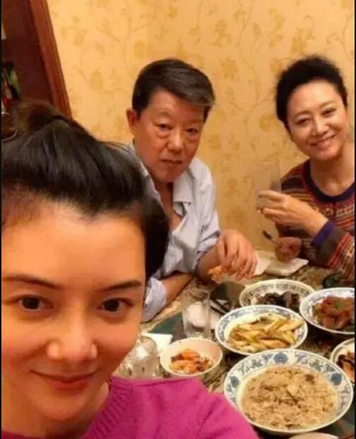 43岁车晓最新曝光,38岁车晓惊艳的照片图文