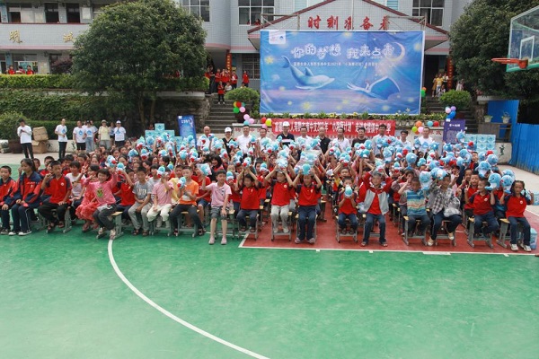 富德生命小海豚计划创新扶贫模式,富德生命人寿小海豚计划