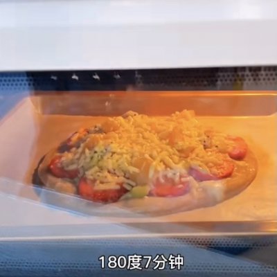 最简单的水果披萨怎么做,水果披萨烤箱做法全过程