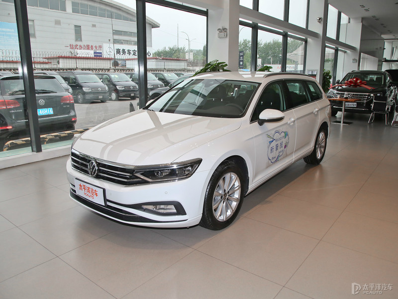 新款起亚嘉华实车曝光,2022丰田皇冠陆放豪华版图片