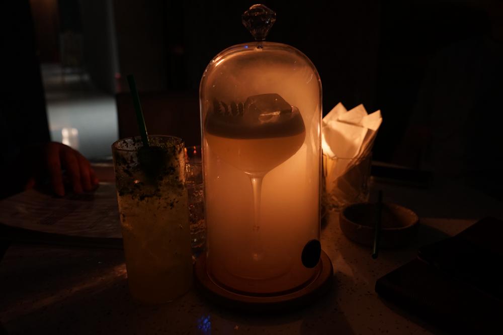 火锅、糖油果子、甜皮鸭、辣椒面......这些在成都酒吧喝的酒，yyds