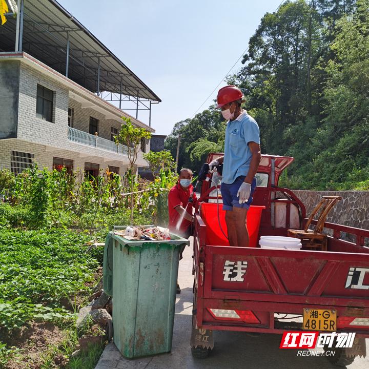 桑植县马合口白族乡双泉村众志成城“抗疫”必胜