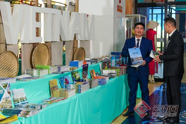 「2021商洽会」越南咖啡、榴莲饼、春卷……越南总领事“直播带货”啦