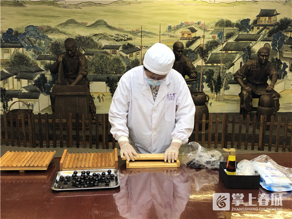 COP15遇见昆明|640年匠心传承中华老字号昆中药的新使命