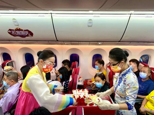 海航春节假期运送旅客87万人次,2019年海南航空旅客