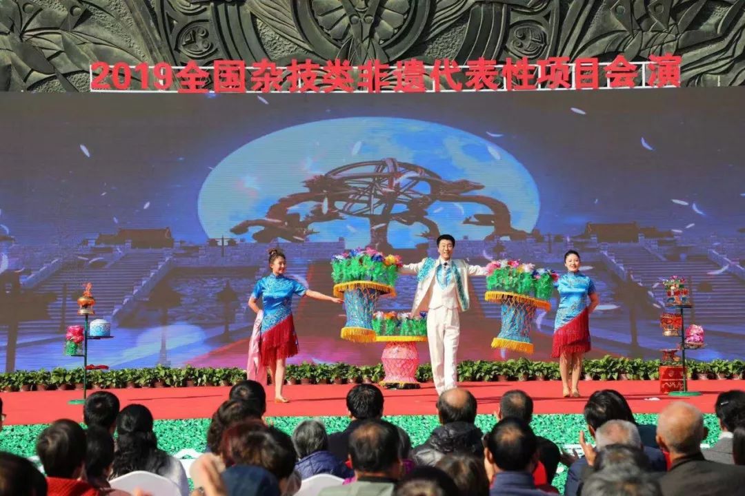 吴桥杂技非遗表演团队,吴桥杂技艺术节每几年举办一次