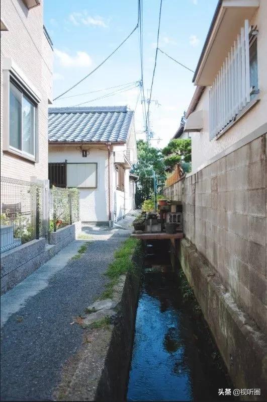 为什么1080p的屏幕可以播放4k视频,1080p电视看4k电影会更清晰吗