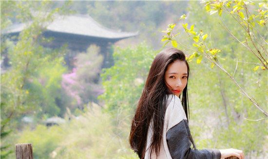 洗完头怎么吹头发柔顺,洗完头发后吹头发会蓬松吗