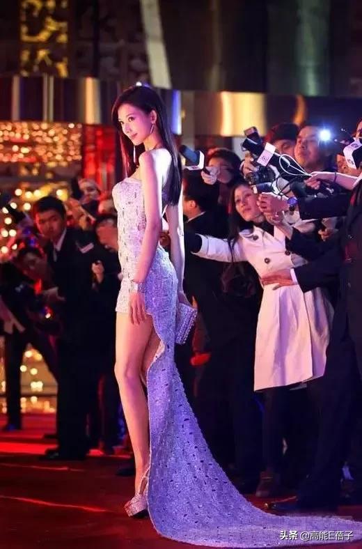 一周造型不重样,一周穿搭封面设计横屏