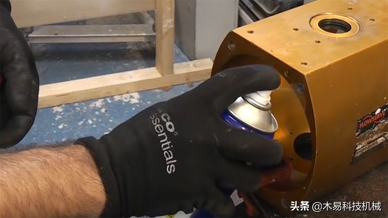 螺丝钉断在螺母中怎么取出,膨胀螺丝螺母怎么取出