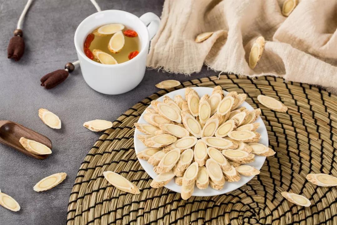 黄芪能增强人体抵抗力！但只有这些人才适用……​