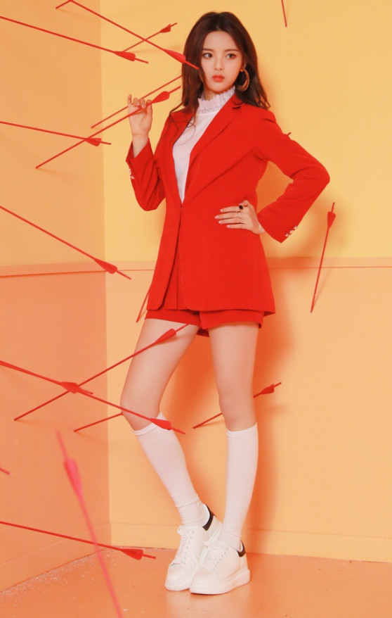 杨超越印花袜,杨超越袜子怎么样