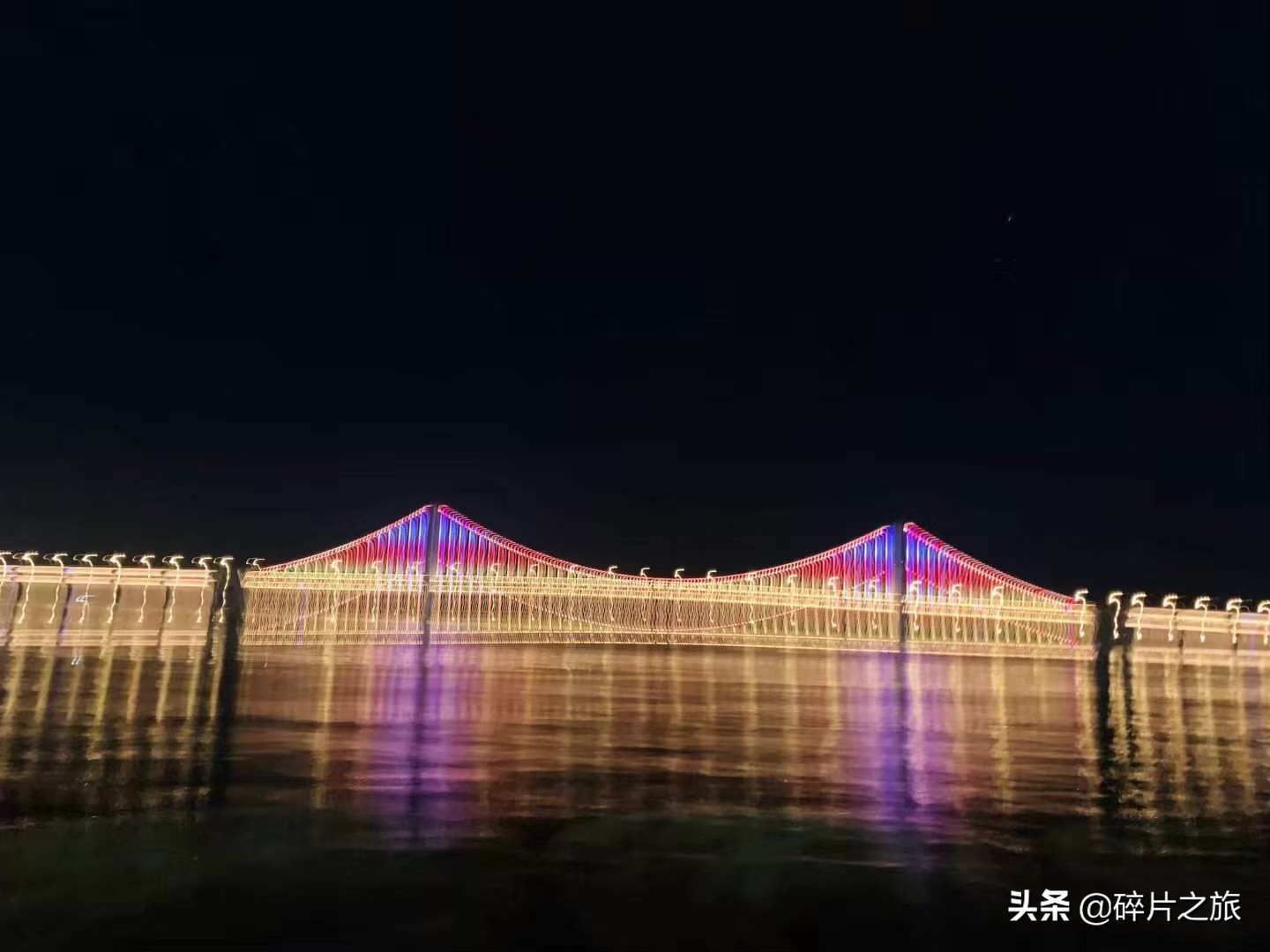 海滨城市大连旅游必备攻略,美丽的海滨城市大连星海广场