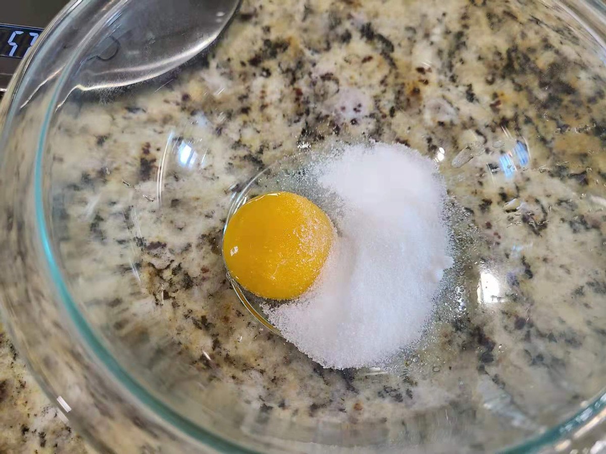 栗子豆沙奶黄椰香酥皮月饼,拉丝麻薯酥皮月饼的奶黄怎么做