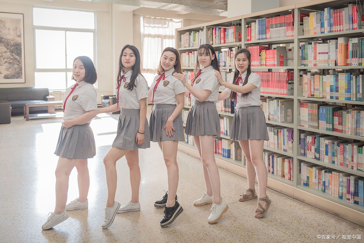 假如校服款式由学生决定,假如可以定制校服