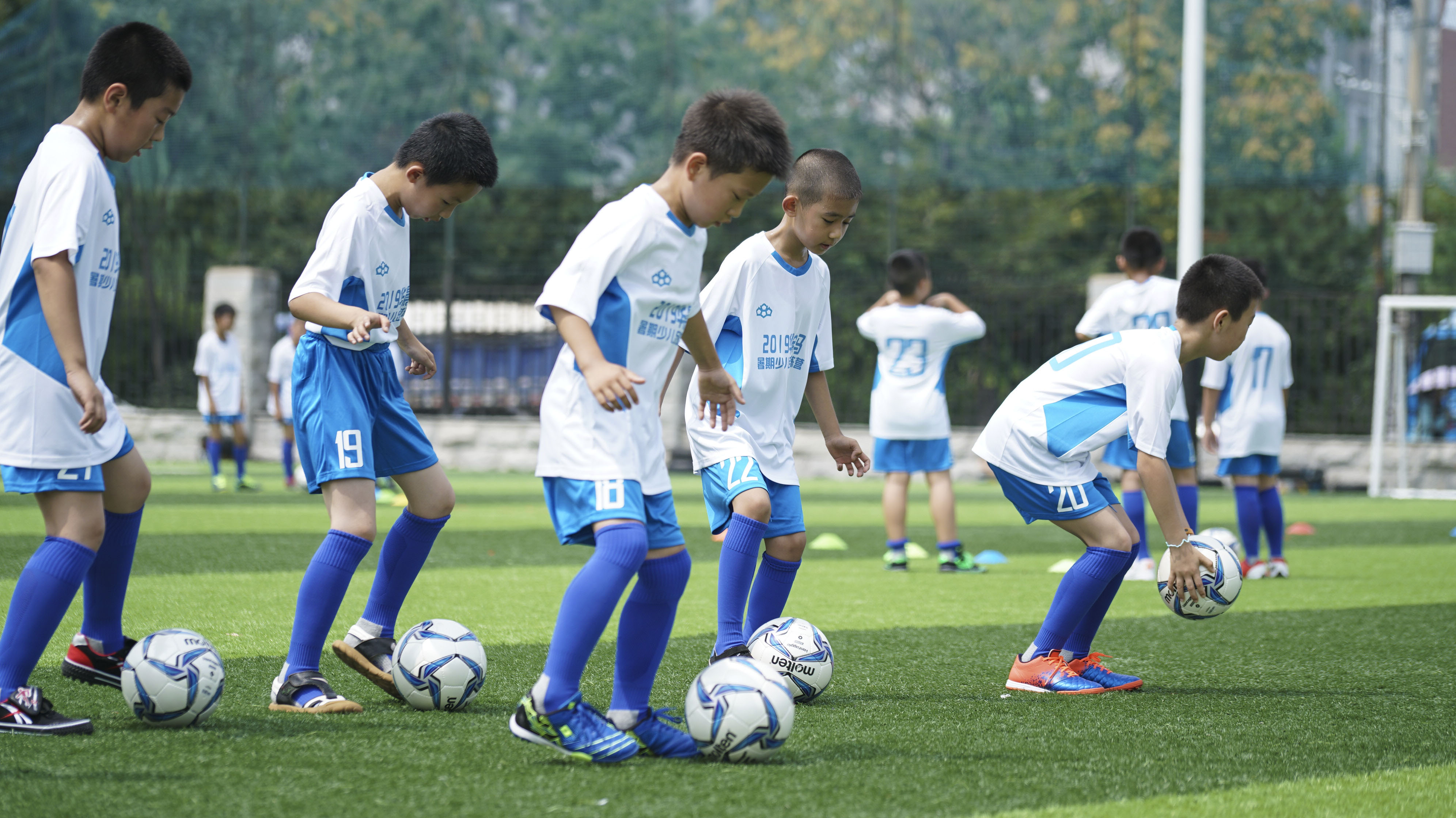 宝马童悦足球夏令营,华晨宝马夏令营