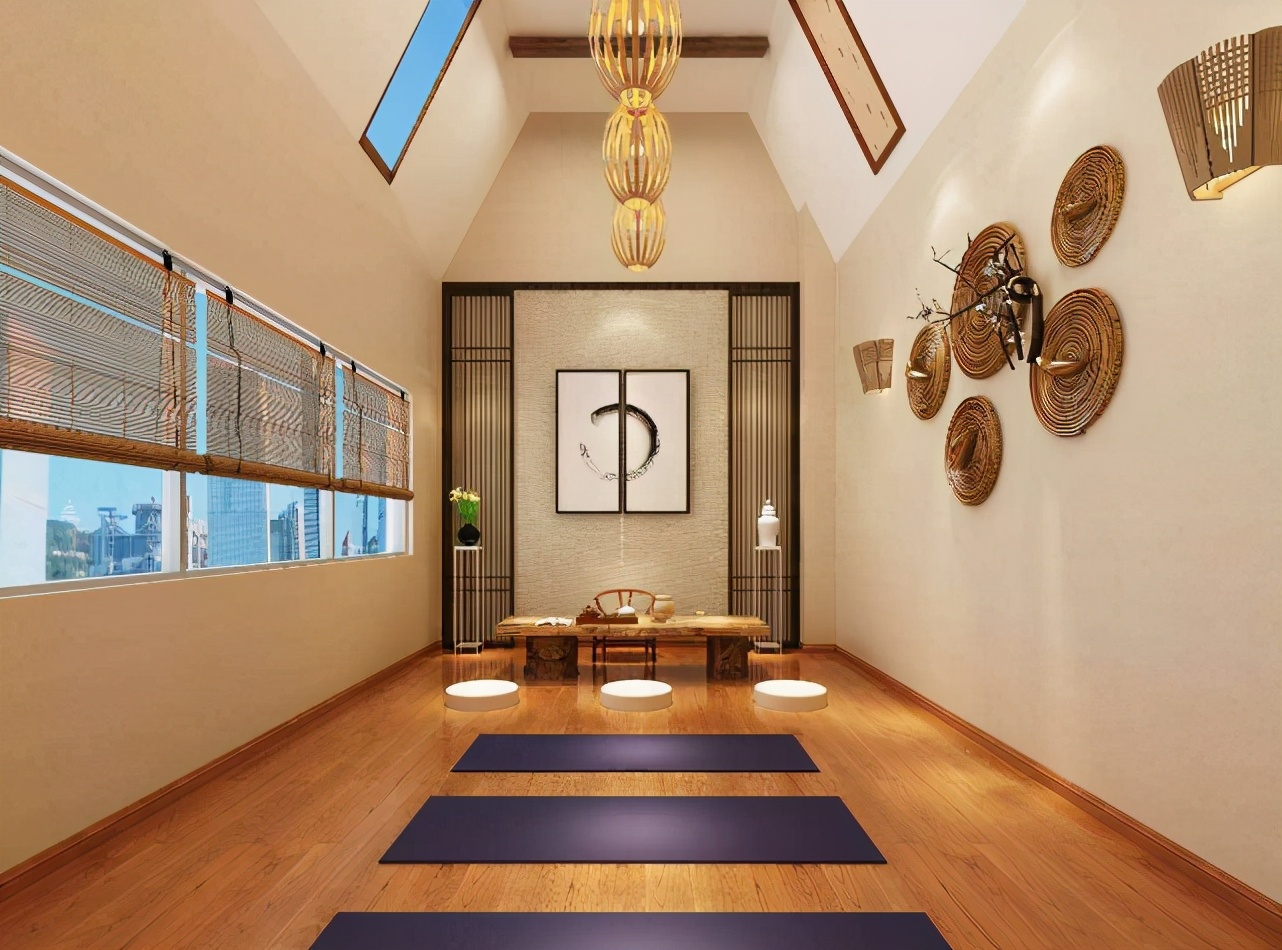 练瑜伽选择私教还是团课,练瑜伽还是去健身房