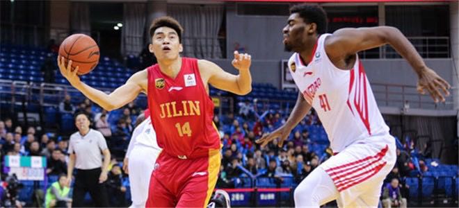 开启职业生涯第12个赛季，攻防还有，身为队长的张彪还有多少能量