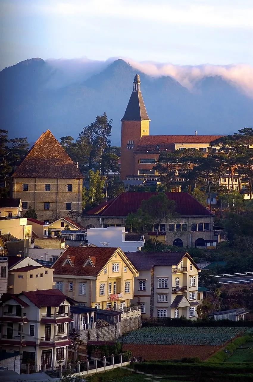 中国最没被认全的邻居,我国未被识别的民族有多少