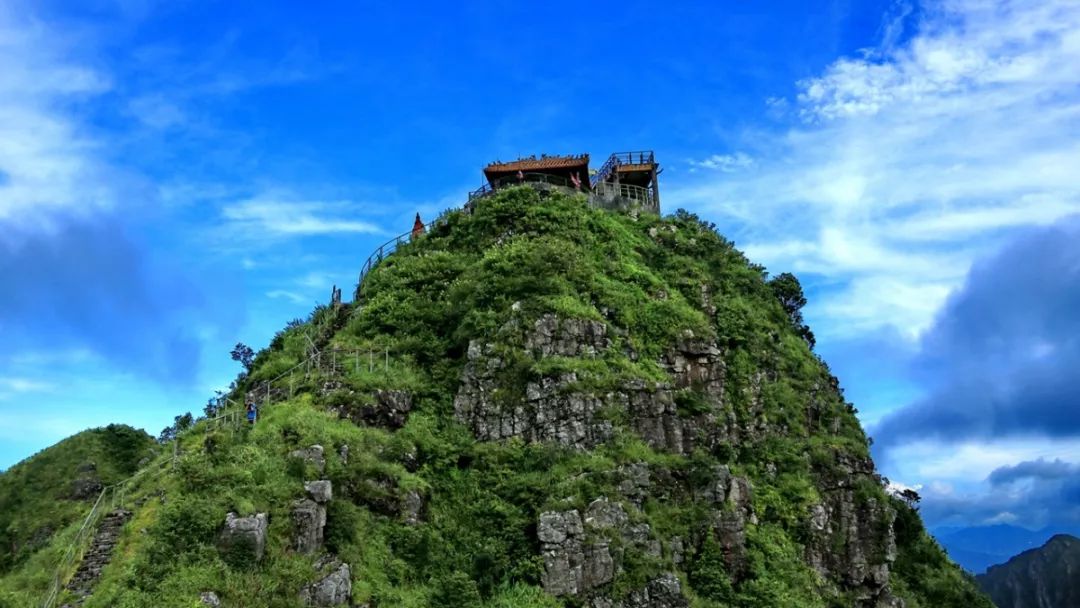 梅州最好的山风景,梅州旅游景点最高峰在哪里