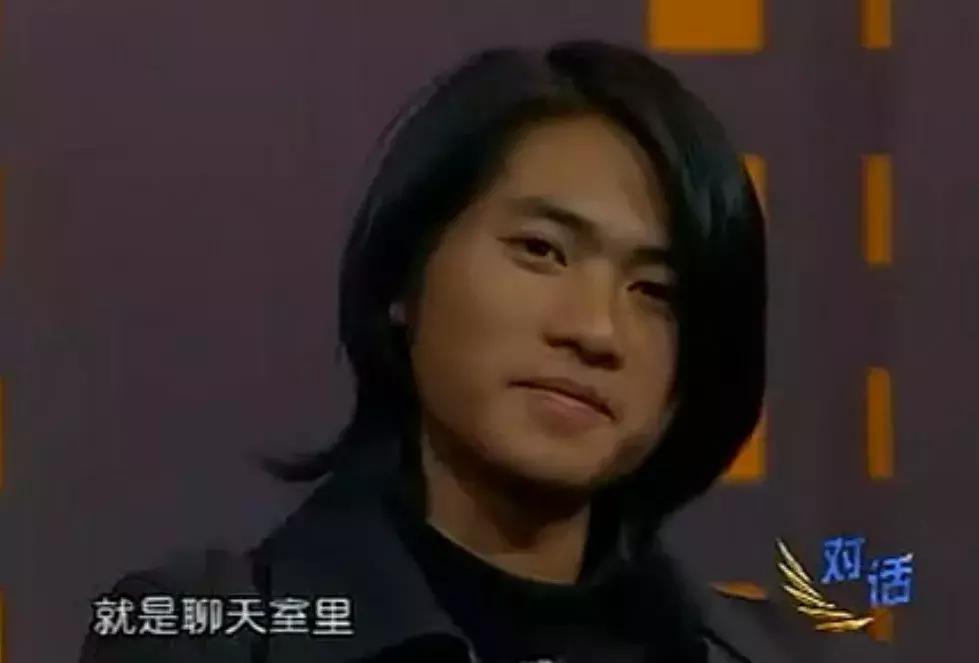 QQ20周年新功能引网友泪奔，属于我们的青春彻底消失了…