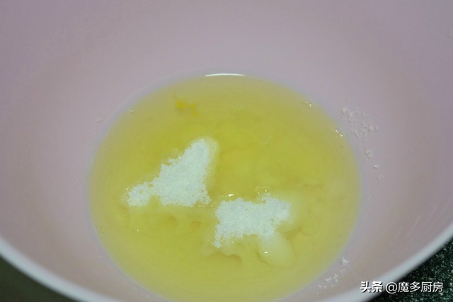 蛋糕怎么做好吃又简单教程,蛋糕怎样做蓬松又好吃秘诀