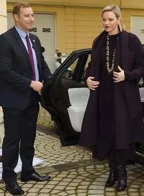 为什么大衣给人感觉很高级,为什么一件大衣能决定整体质感