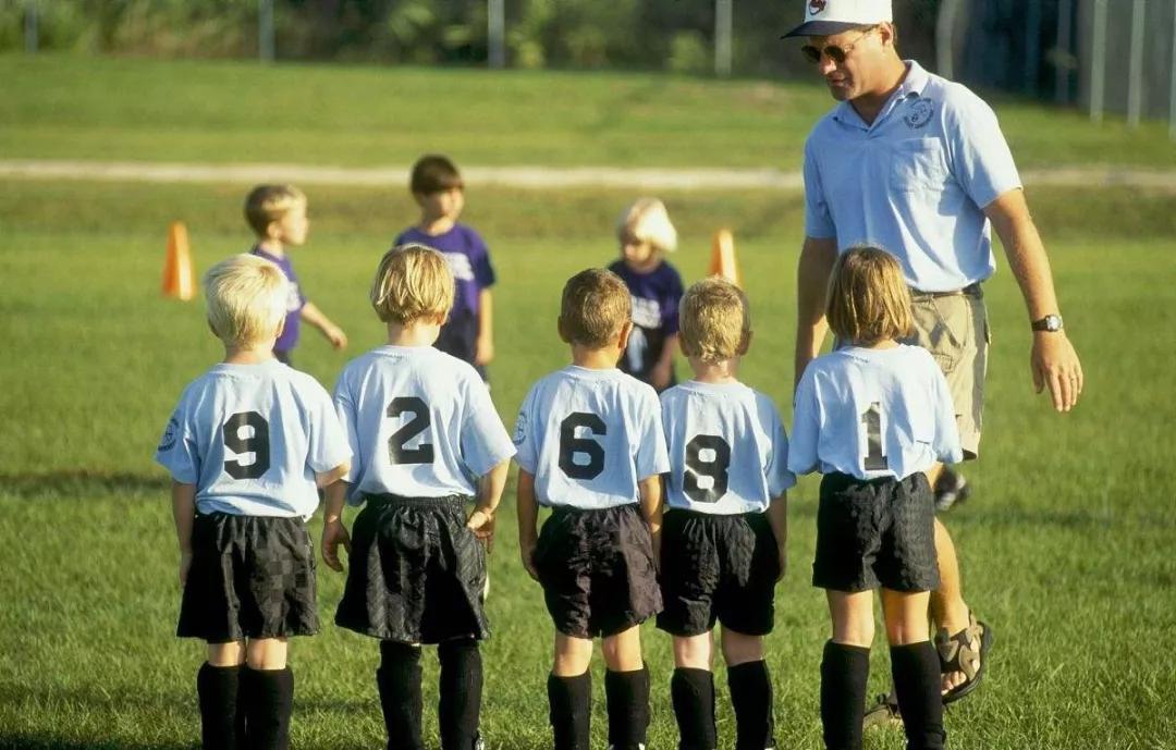 探讨校园足球的理念与训练,足球新时代已经来临