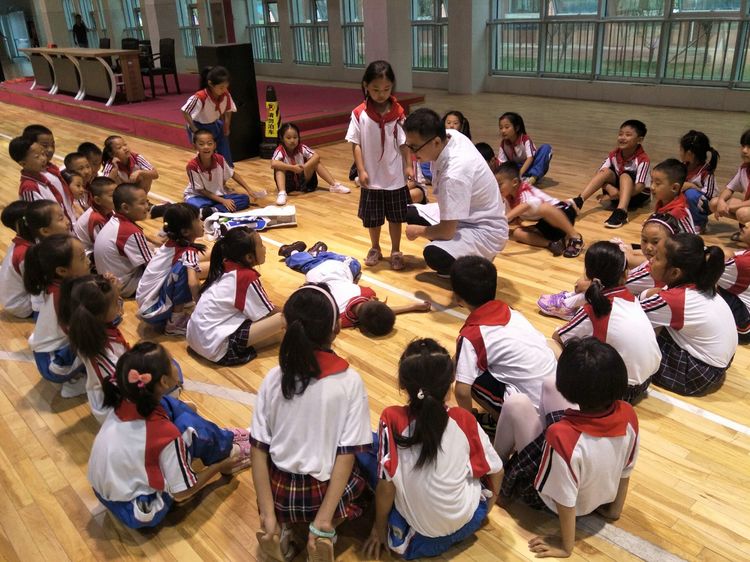 飞吧足球比赛视频,东平县第一届校园足球联赛