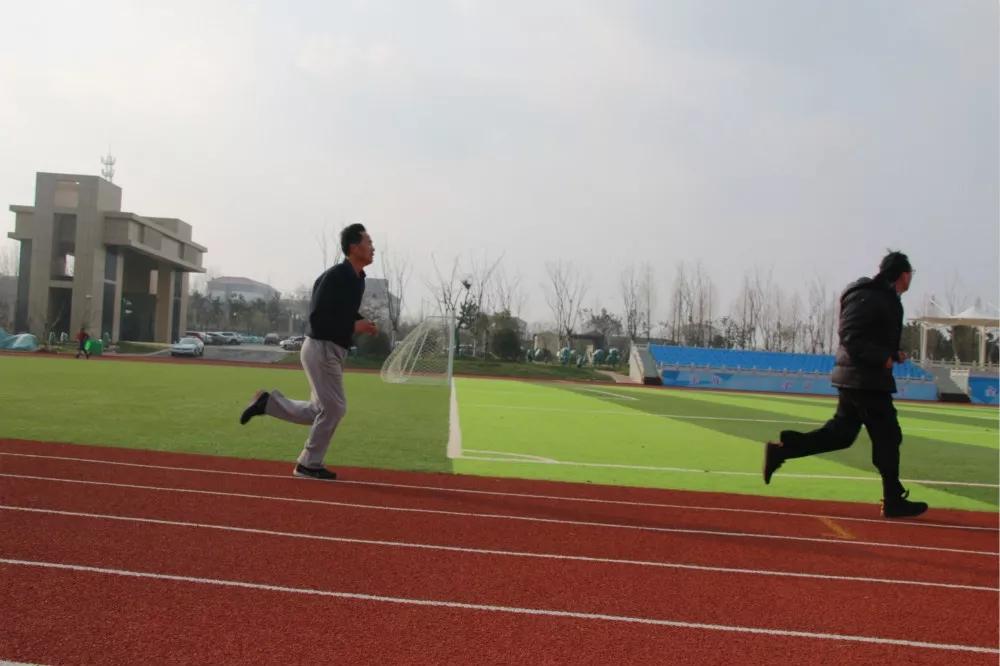 交警开展综合体能测试,交警体能测试