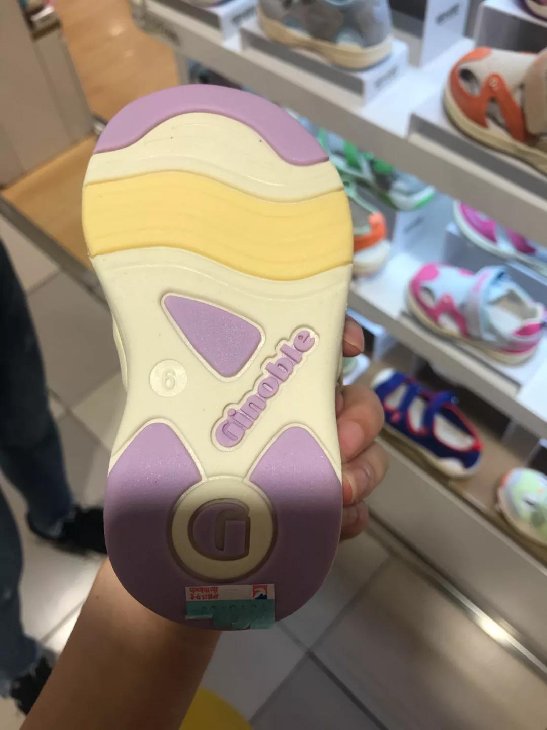 儿童凉鞋什么材质耐穿又好看,儿童凉鞋怎么推荐