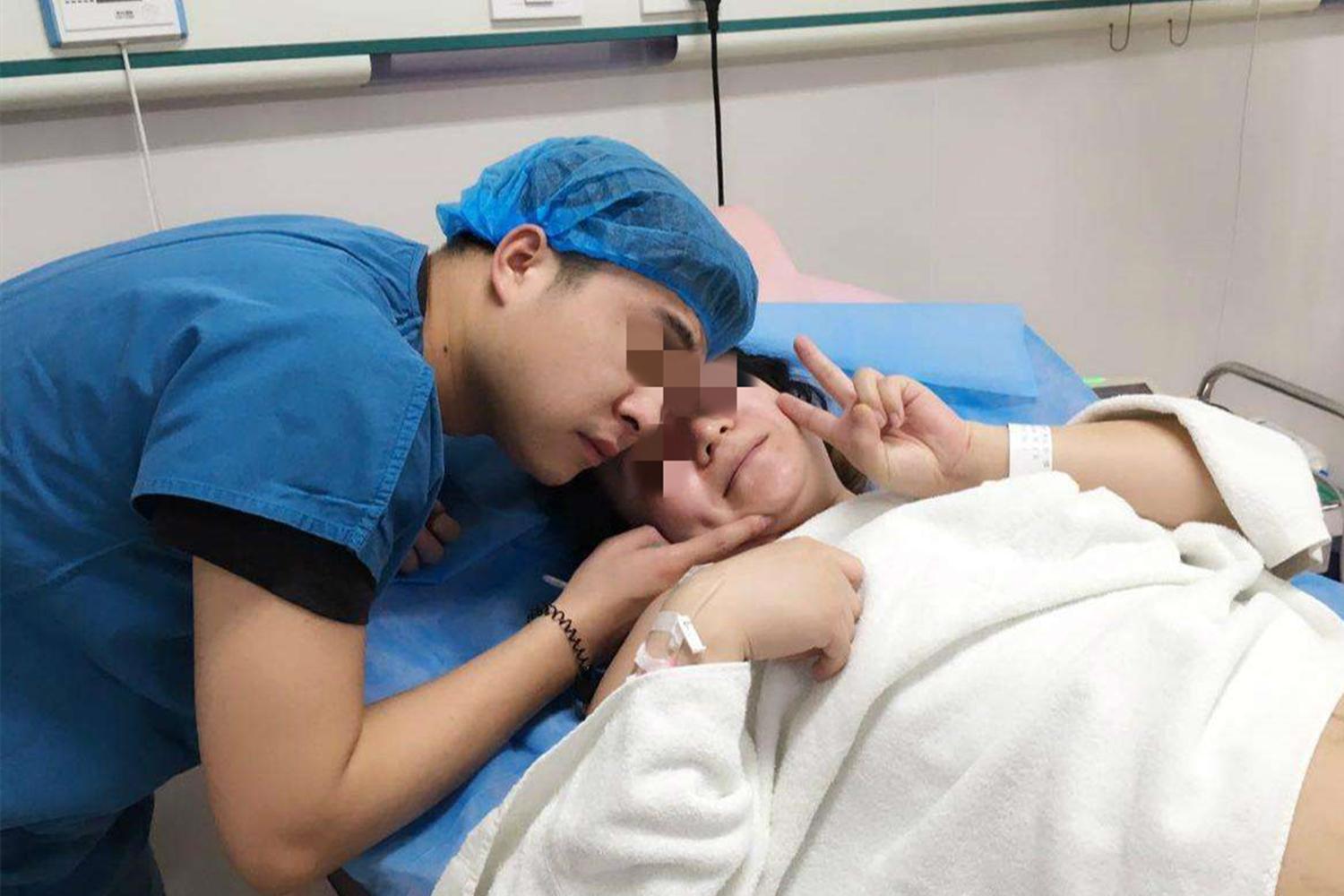 妻子顺产丈夫痛哭,顺产不顺利转剖腹产