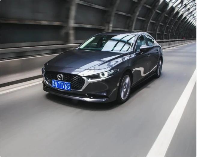 11.59万思域,思域的cvt和昂克赛拉的6at哪个好