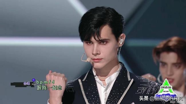 利路修邀请刘耀文一起散步,利路修是不是想当网红