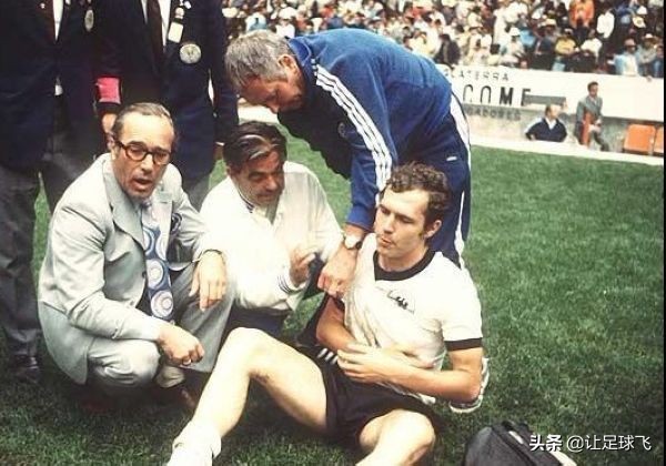 如何看待姜志鹏手臂骨折后入选国家队,并仍为俱乐部首发的行为?