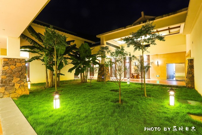 巴厘岛式私密温泉度假,听山野清风