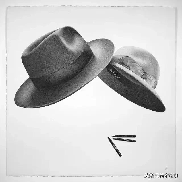 用1支针管笔点画了200小时，结果很惊人