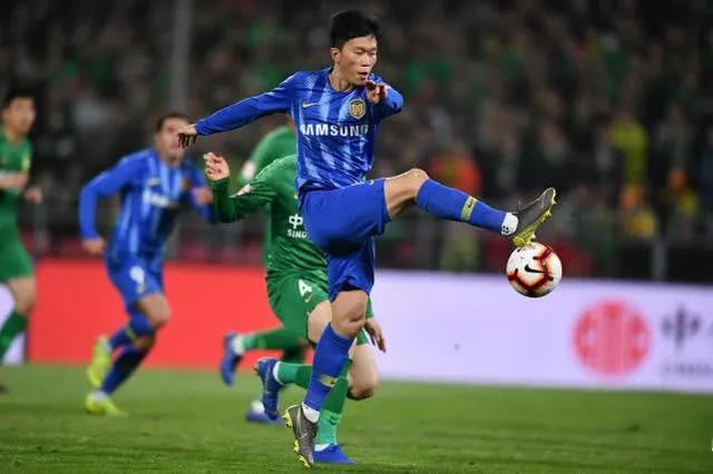 今日足球赛事一览表,今日足球新闻视频