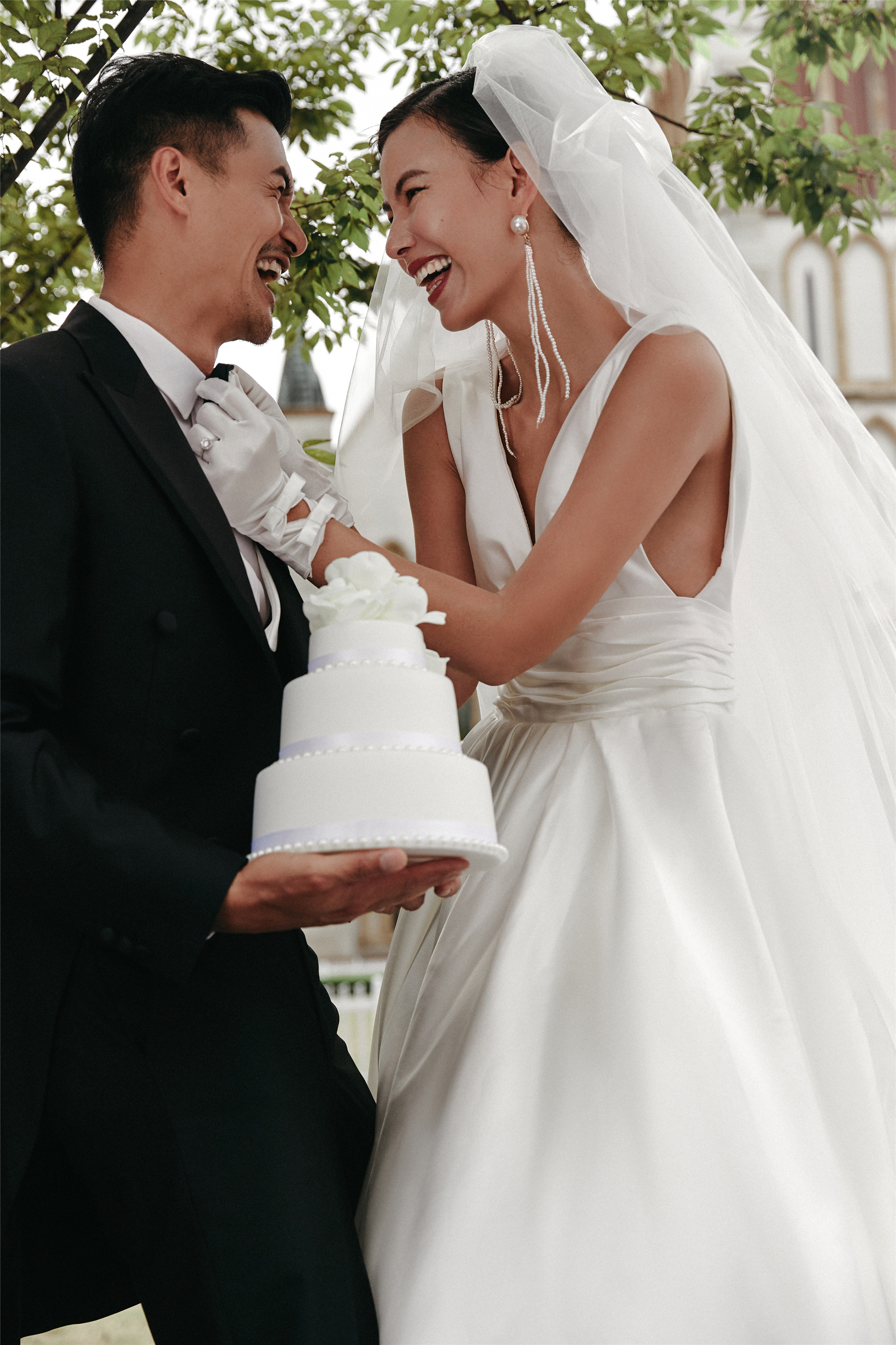 上海婚纱照价格一般多少,上海婚纱照最新收费价目表